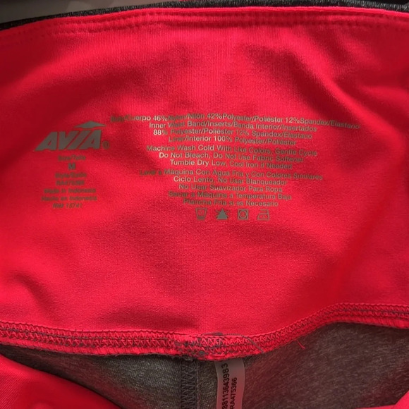 Leggings 4 pair bundle Size M - Picture 7 of 12